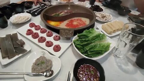 Trying The Authentic Taiwanese Hot Pot