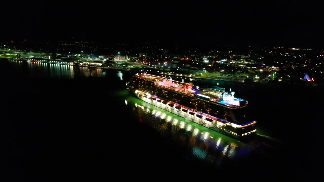 NCL Norwegian Getaway cruise ship arriving in Southampton UK drone 4k footage & timelapse.