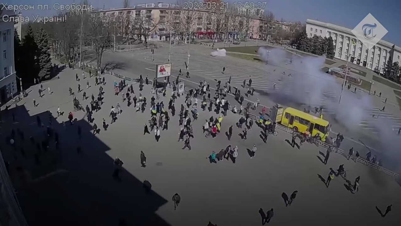 Real Footage on how Russian troops open fire on ukraine