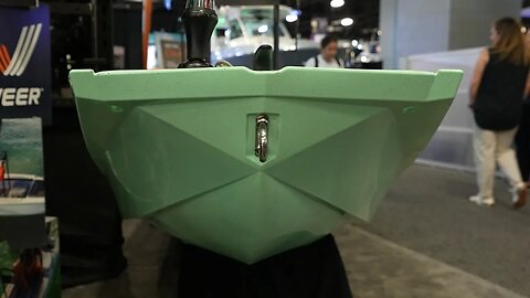 CRAZY little ELECTRIC Boat VEER X13