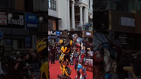 Transformers dancing Lecister Square premier #london