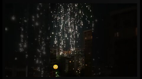 💥BREAKING!!💥 Ukraine Soldiers using Phosphorus on Civilians buildings!