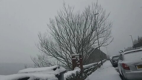 Sunday walk , the snow fell , i fell