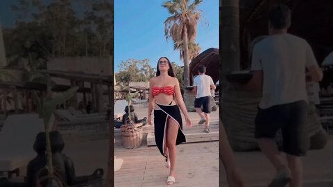 Beautiful Model | #livesty #shorts #shortsfeed #viralvideo #trendingvideo