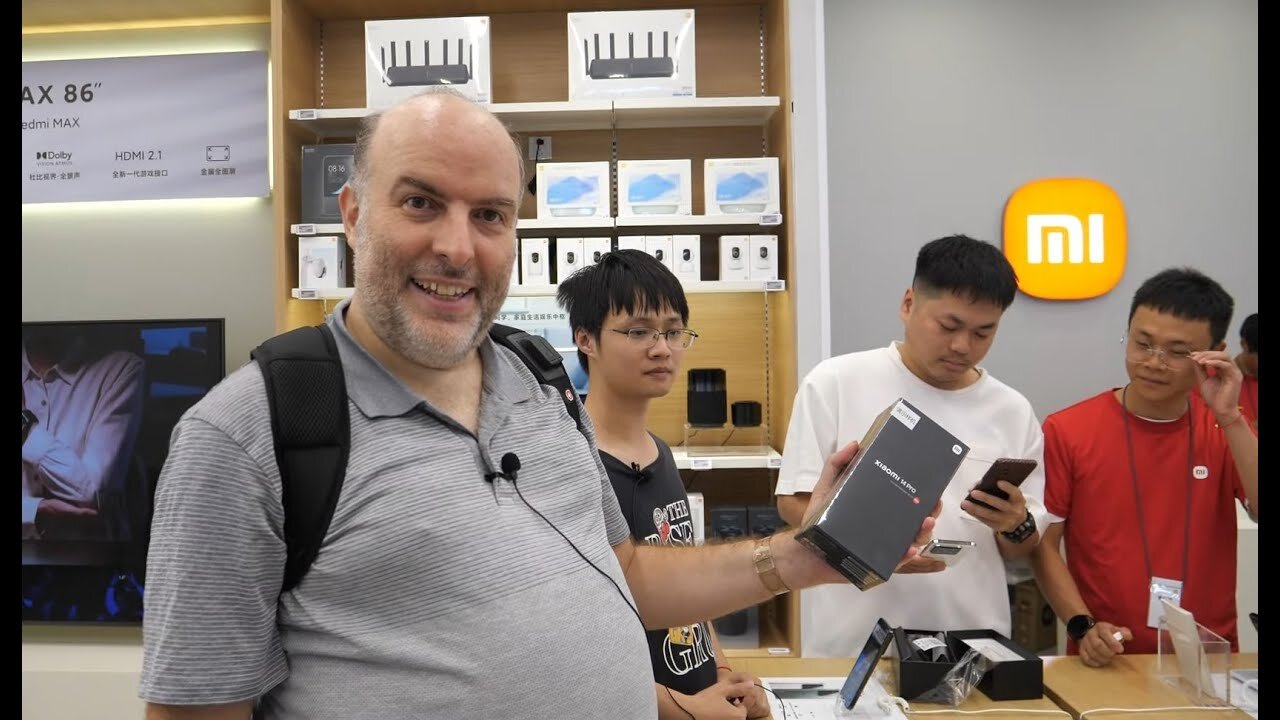 Xiaomi 14 Pro unboxing, Qualcomm Snapdragon 8 Gen 3, 4nm, Leica Triple Lens, 120W fast charge