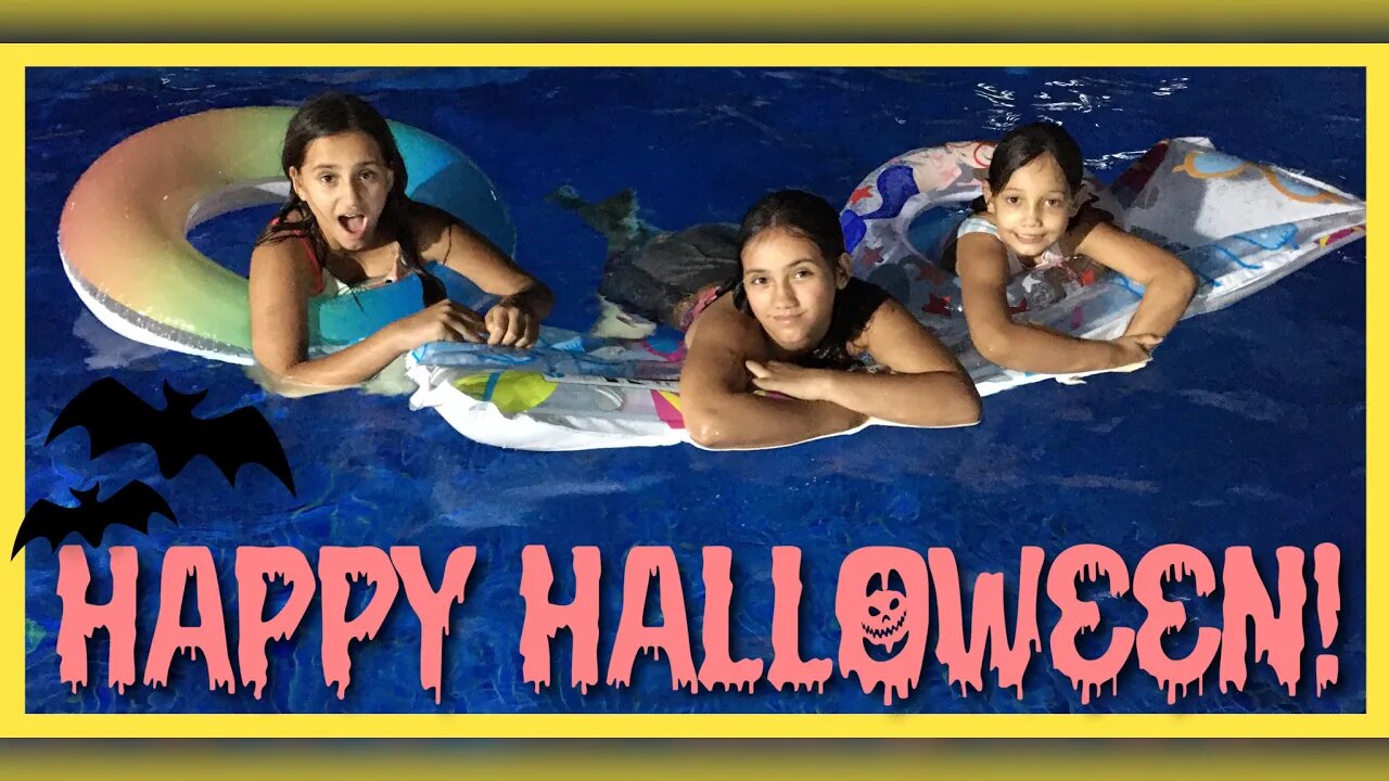 DESAFIO da PISCINA DE HALLOWEEN 🎃 3 irmãs demais 👻