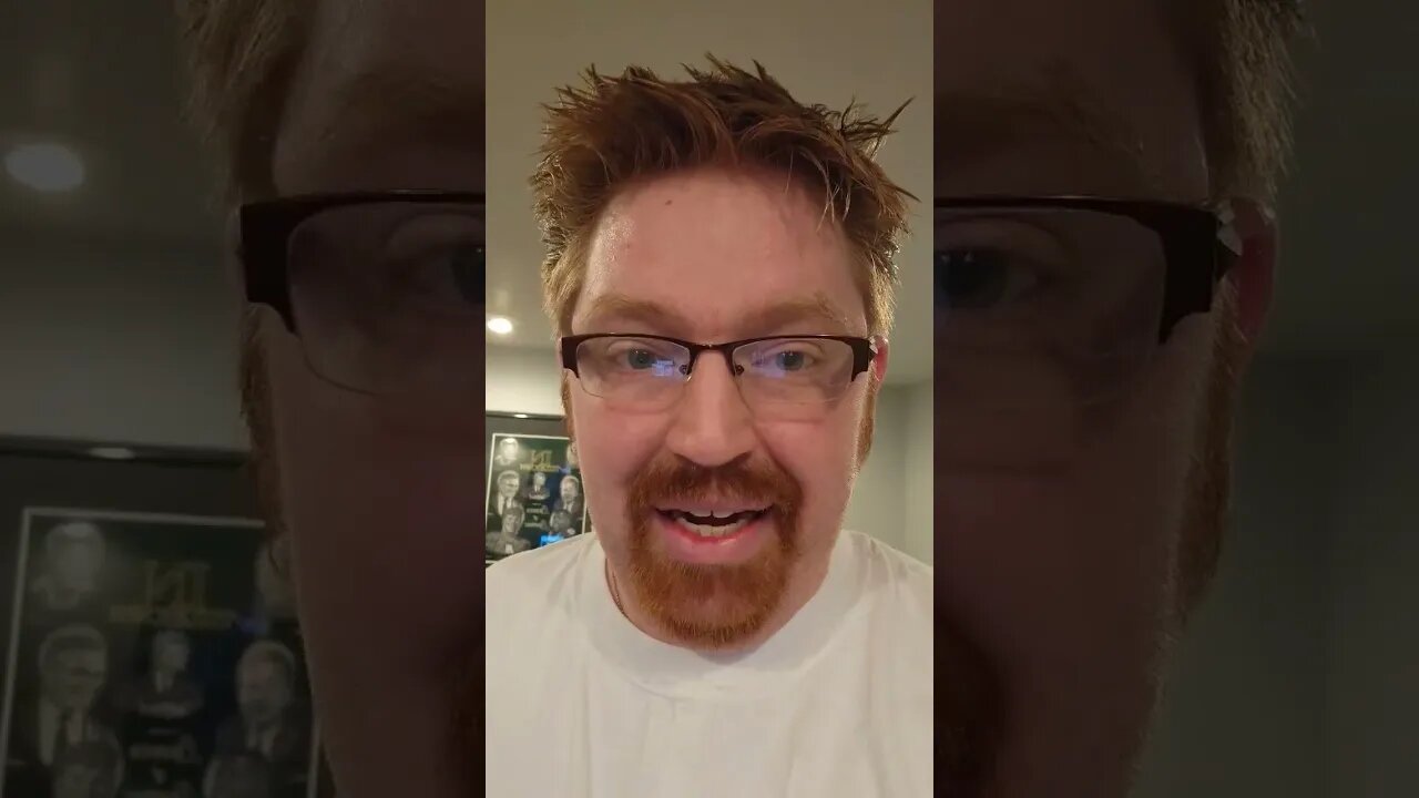 The Twisted World of Marge Simpson has Marge Working with the Mob #shorts