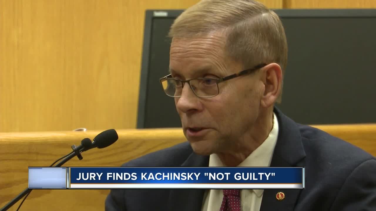 Jury: Fox Crossing Municipal Judge Len Kachinsky not guilty in stalking case