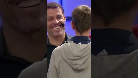 Tony Robbins saves su*c*dal man in 5 mins