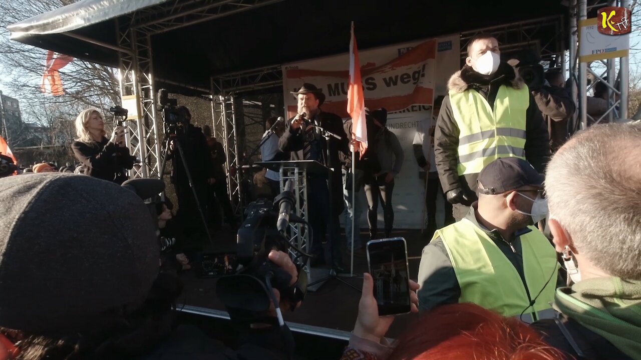 Alexander Ehrlich spricht auf der Wiener Demo "Für die Freiheit" am 6. März 2021 - 6. Teil