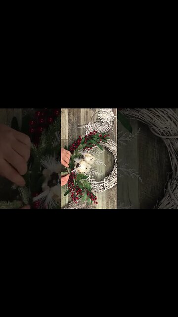 Winter Themed Grapevine Wreath - Shorts - Wreath DIY - #wreath