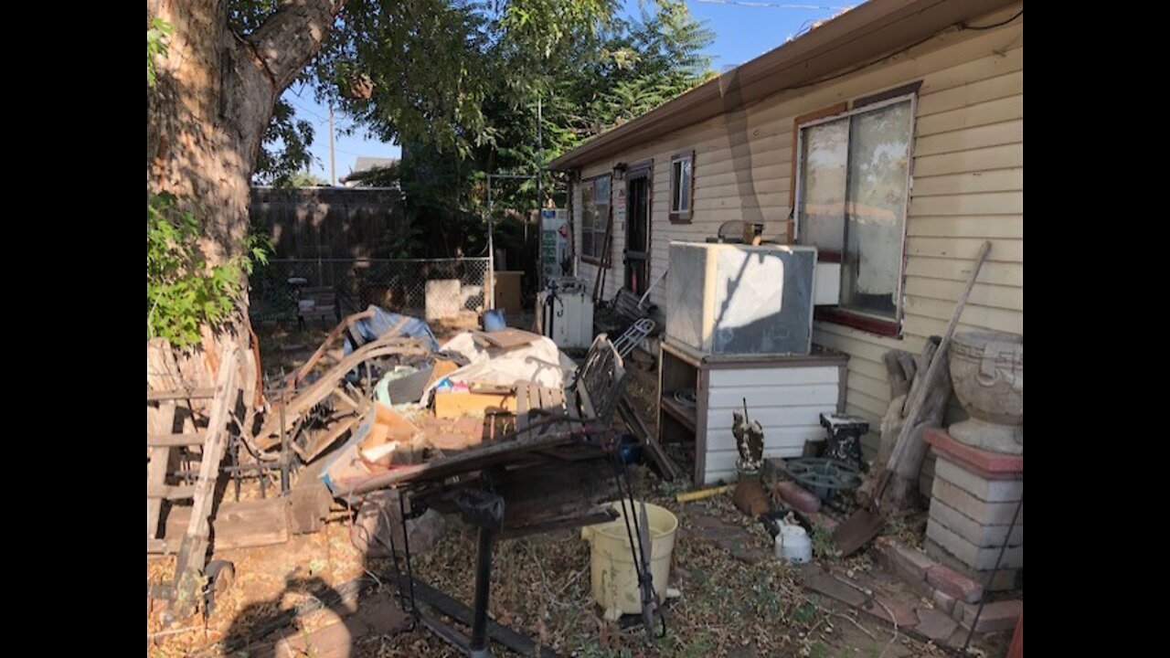 Neighbors say abandoned house in Commerce City is both an eyesore and hazard