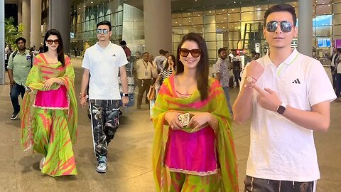 Urvashi Rautela Wid Brother Aftr Rakshabandhan Celebration Came Back From Hometown Seen On Airport