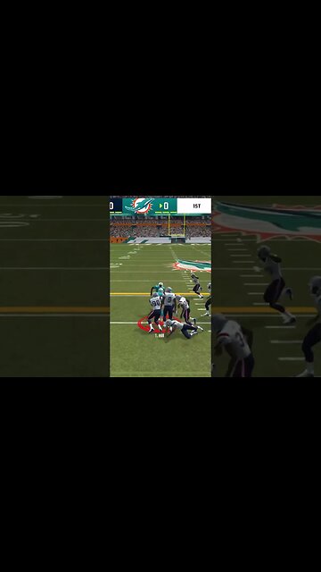 Dolphins WR Tyreek Hill Pass Reception Gameplay - Madden NFL 23 Mobile Football