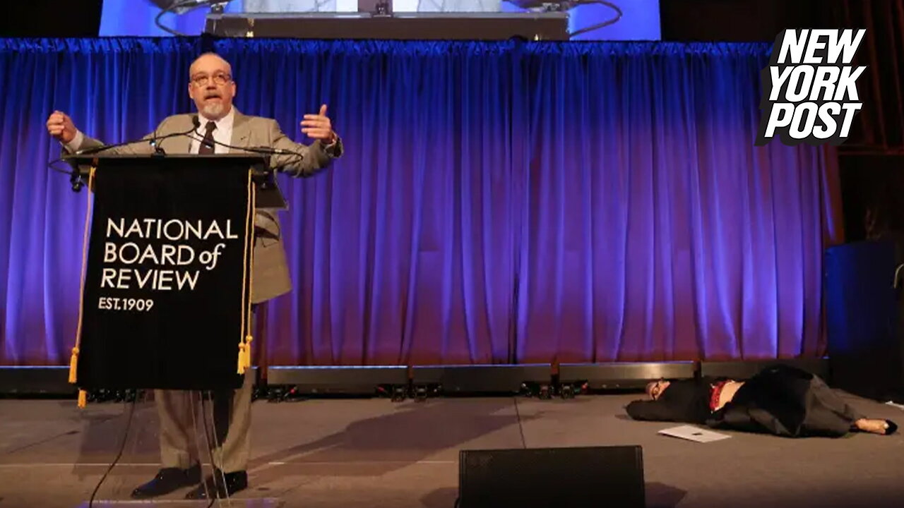 Amy Sedaris suffers dramatic fall onstage at National Board of Review Awards