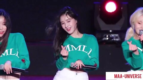 입덕직캠 모모랜드 MOMOLAND 낸시 '뿜뿜' 직캠 @ 논산 딸기 축제 180404 4K by wA