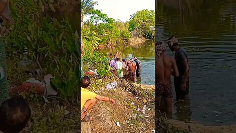 ଗାଁ ରେ ଚାଲିଛି ମାଛଧରା 🐠🐋🐟#youtubeshorts#viral#trending