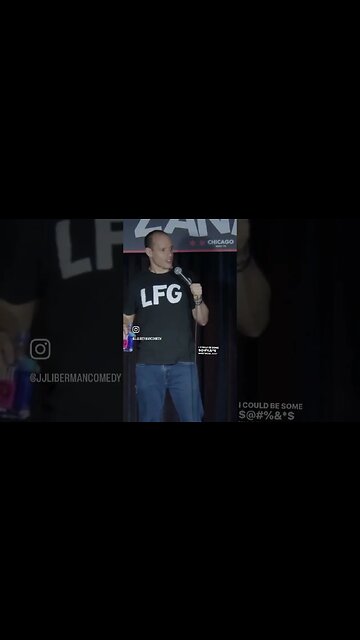 Hottest people are in NYC #comedy #funny #standupcomedy #comedyvideo #joke #viral #jokes