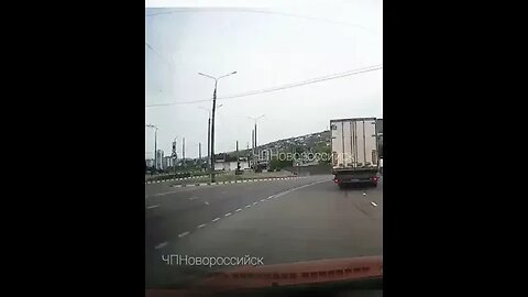HE TOOK THAT🚛TURN👀TO FAST😎🍺