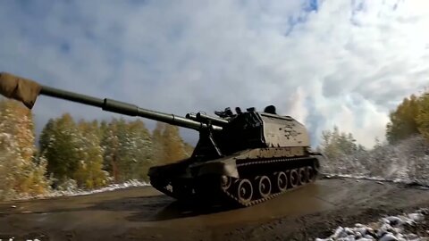 Uraltransmash sent a batch of 2S19M2 Msta S howitzers to the Russian Defense Ministry