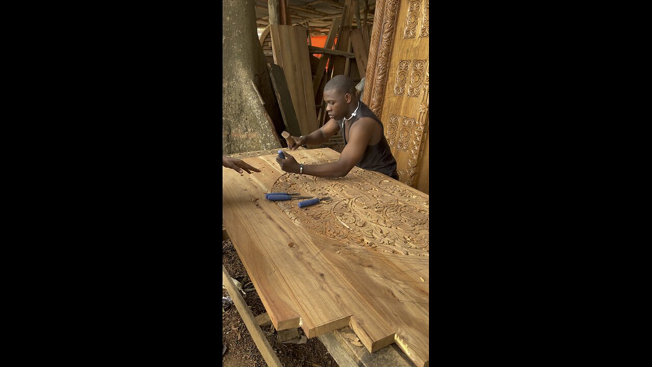 Zanzibar Door Making