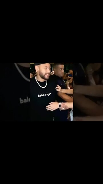 Neymar receives a huge reception as he joins the Brazil squad ahead of their World Cup qualifiers