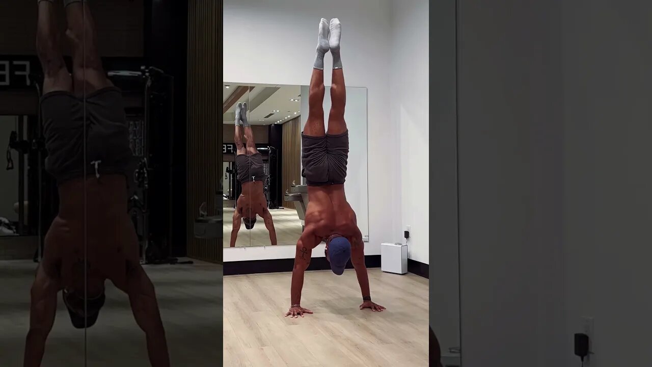 Handstand Push-Ups til Failureš„ #bodyweightexercise #fitness #workout