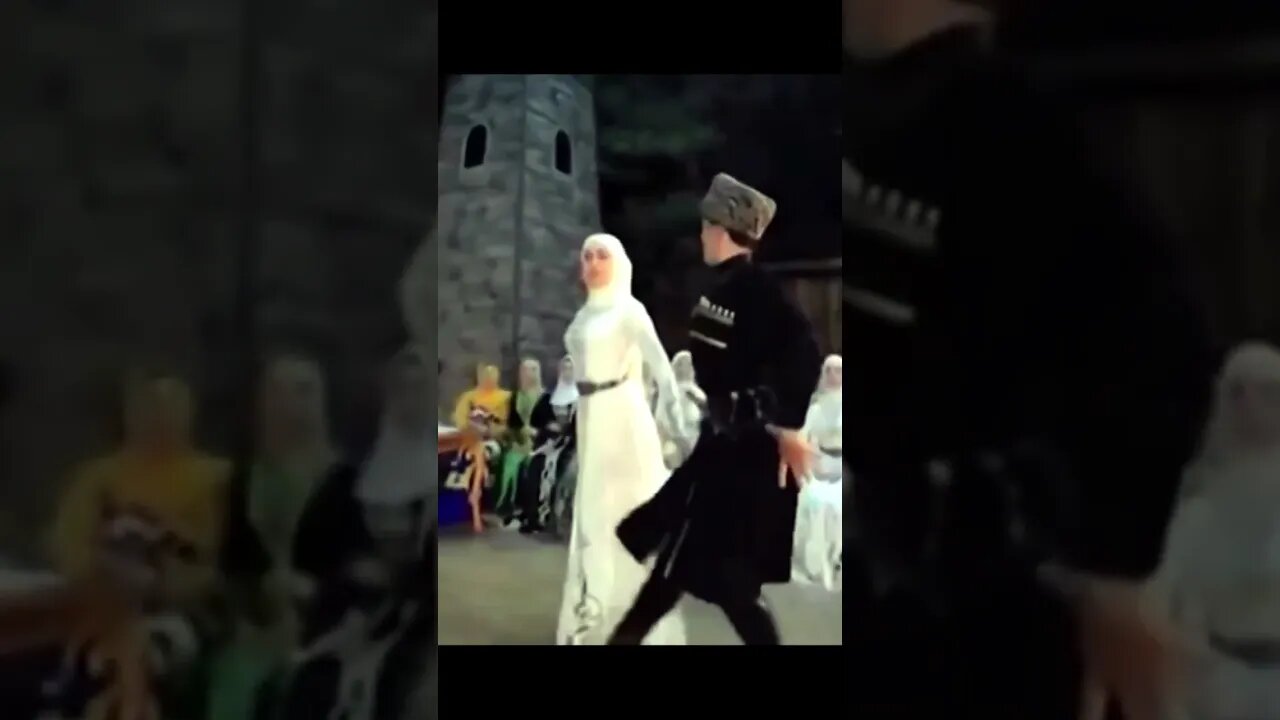 Как раньше. Чеченцы танцевали 👍
