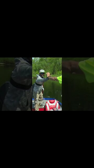 1st time Break Dance in Jimmy’s Boat