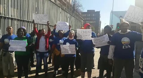 Media application delays Mantsoe bail application (AYK)