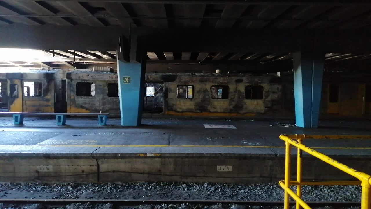 SOUTH AFRICA - Cape Town - Mbalula visits Burned Trains (Video) (Lt8)