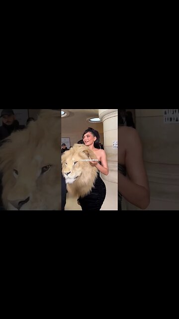 Kylie Jenner With a Faux Lion's Head #kyliejenner #shorts #shortvideo