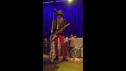 "Treat Her Right" ~ PT2 ~ Billy F Gibbons & The BFGs ~ Neptune Theater, Seattle