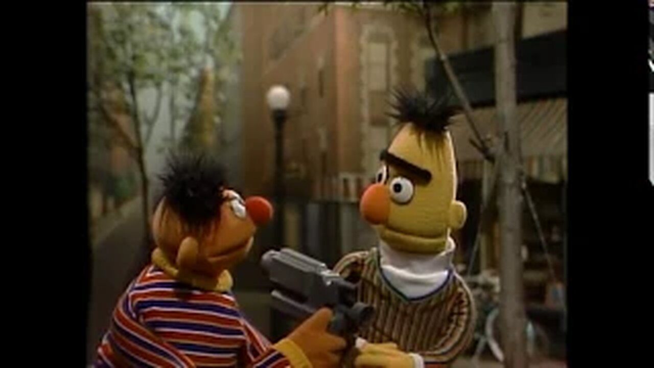 Classic Sesame Street - Bert and Ernie (Sesame Street on TV)