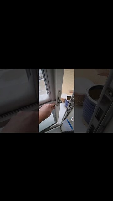 UPS are f'ing morons!