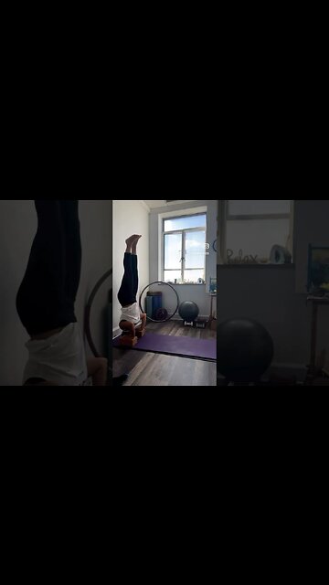 Stretch, strengthen, and invert. Use a block to take some of the pressure off the neck.👌🏽