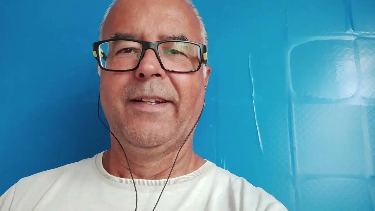 Let's chat for a bit while!