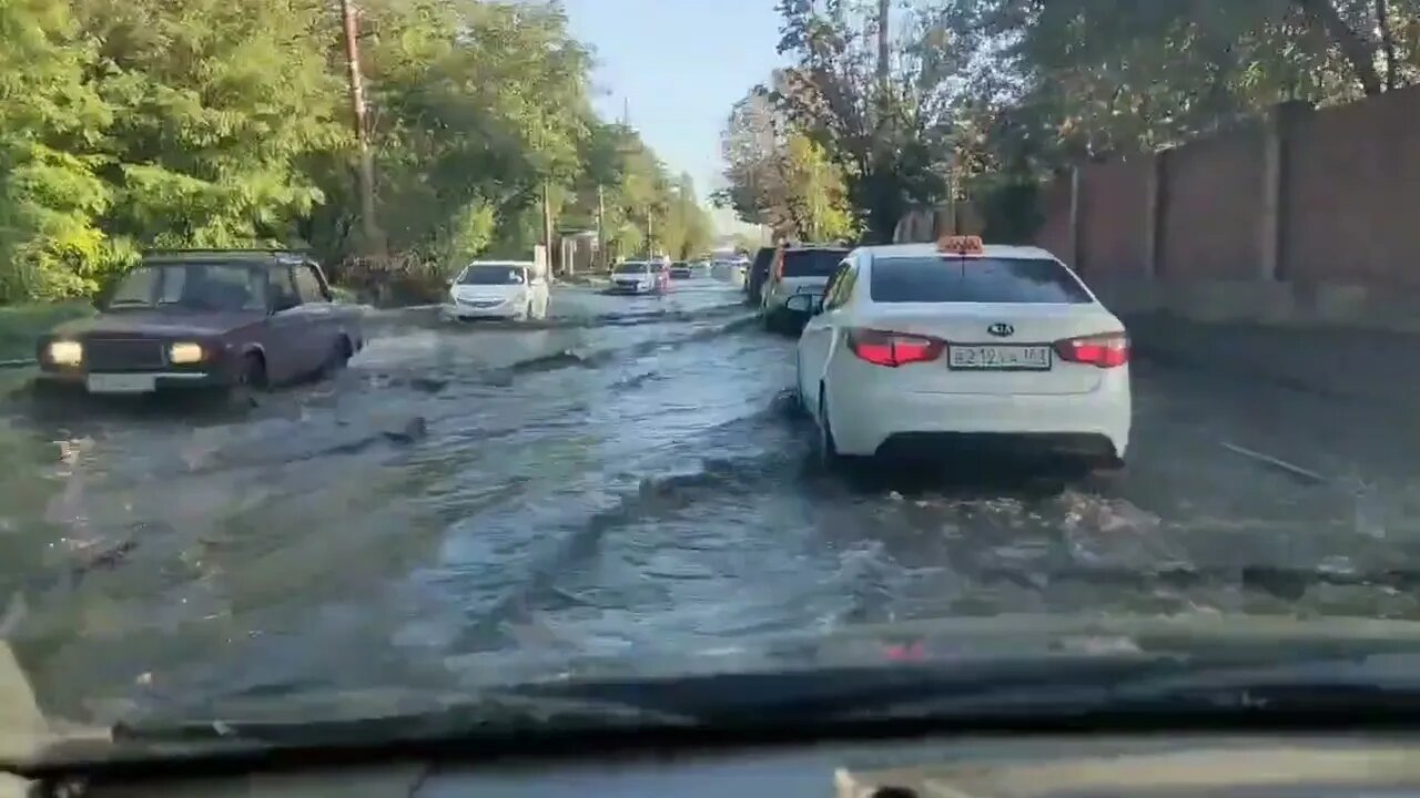 Não muito longe do Mar de Rostov há outro - em Dnepropetrovsk