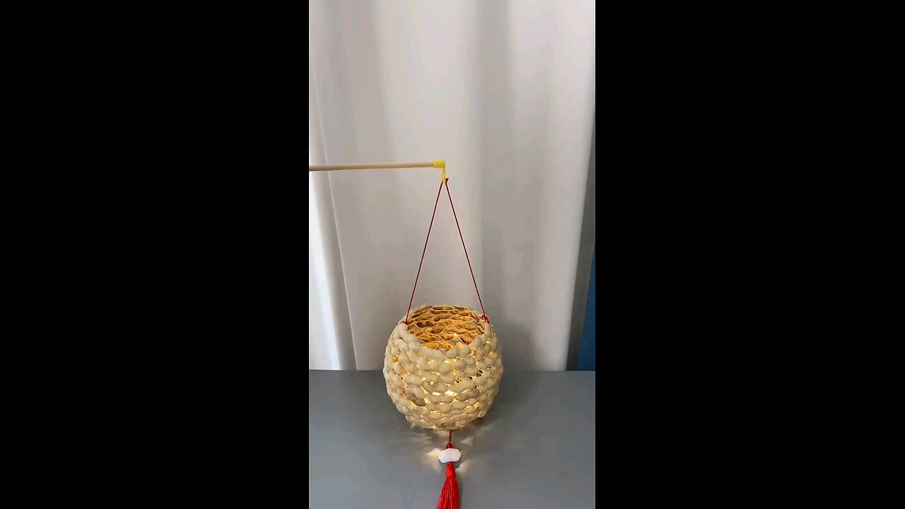 Halloween peanut lamp creative idea