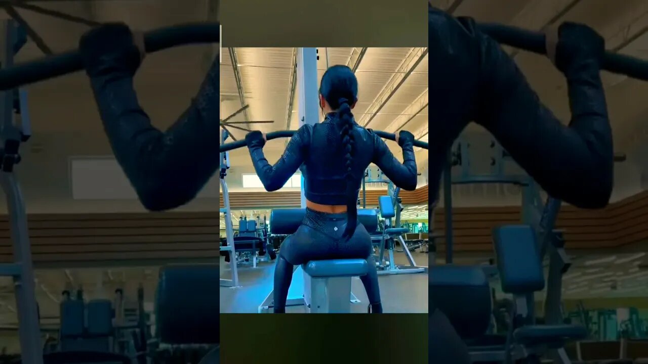 Back workout 🔥female fitness motivation 💞#shorts #femalefitness #backworkout 🔥