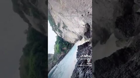 She found the island from the movie Old.