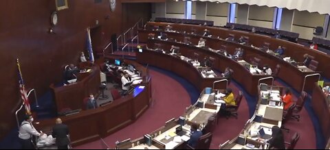 Nevada lawmakers tackling budget crisis