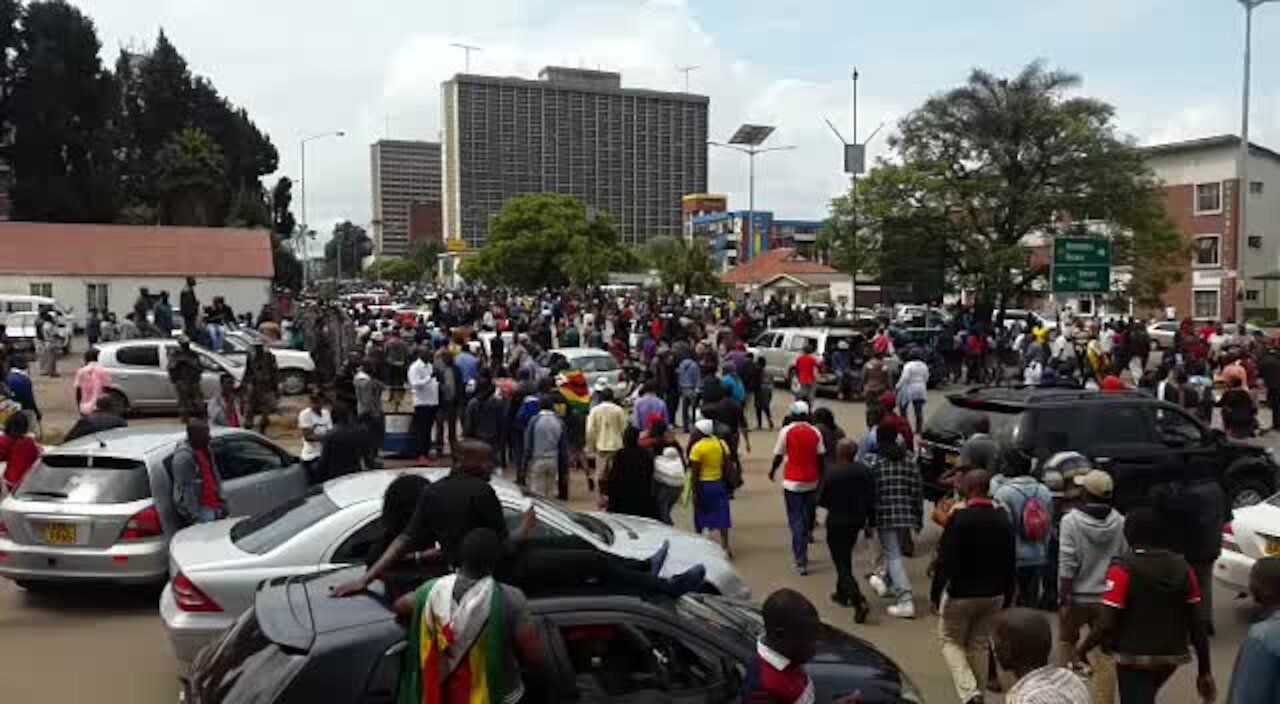 Mugabe must go now: Zimbabweans march, speak in one voice (7PB)