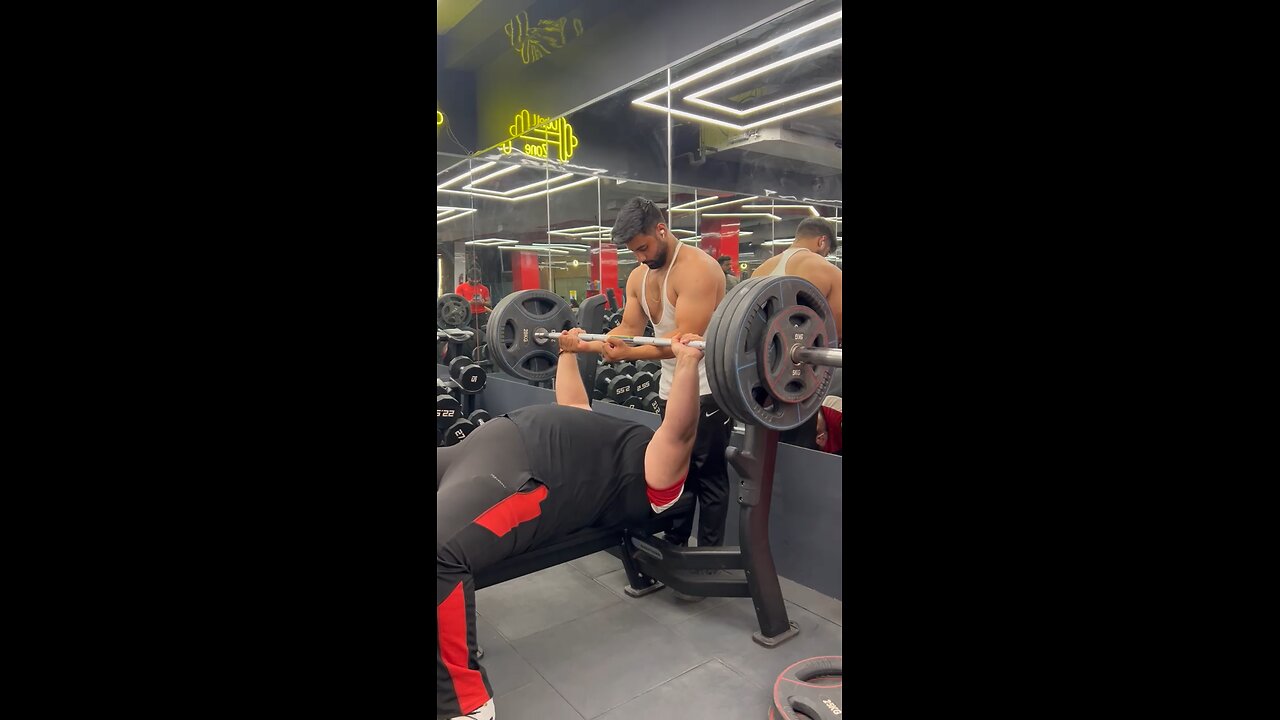 150kg bench press