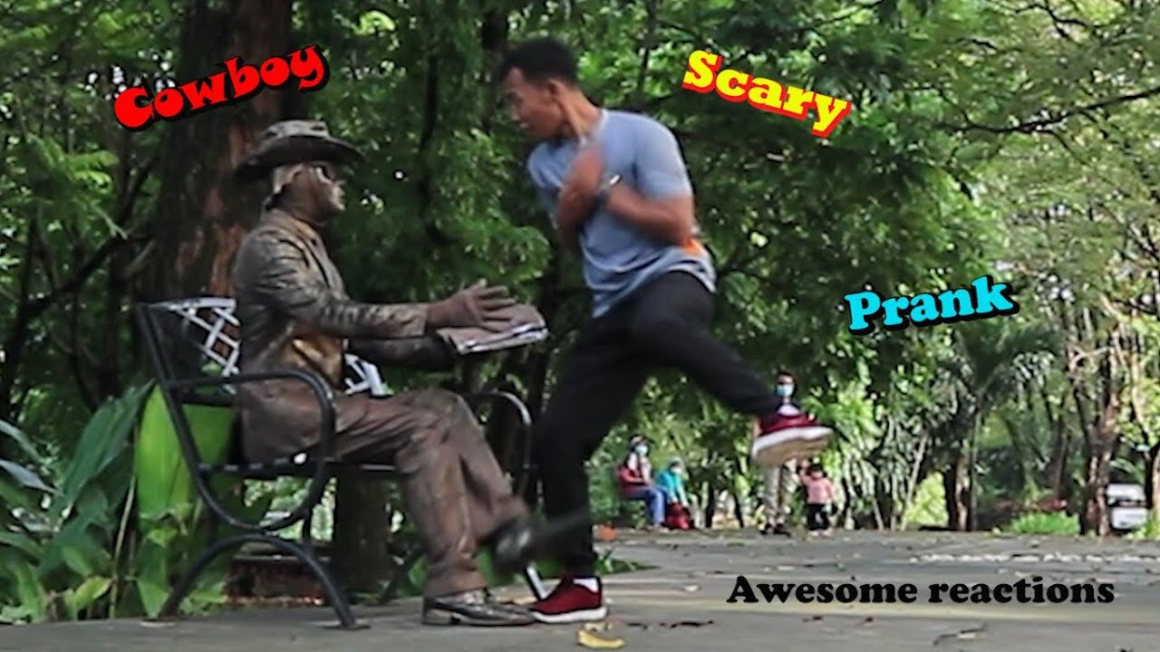 Cowboy prank. Best cowboy prank. best Statue scare prank. lelucon statue prank.luco patung prank.