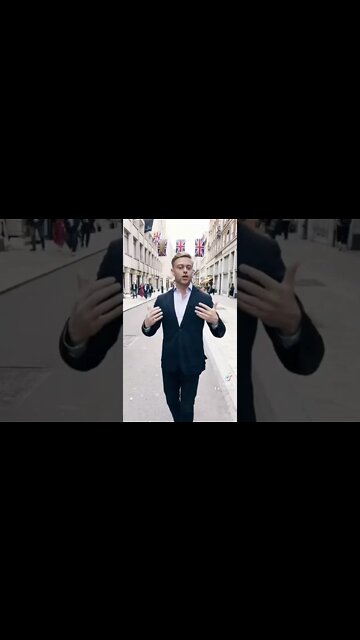 How do you get a girl to like you? #question #dating #datingadvice #datingcoach #london