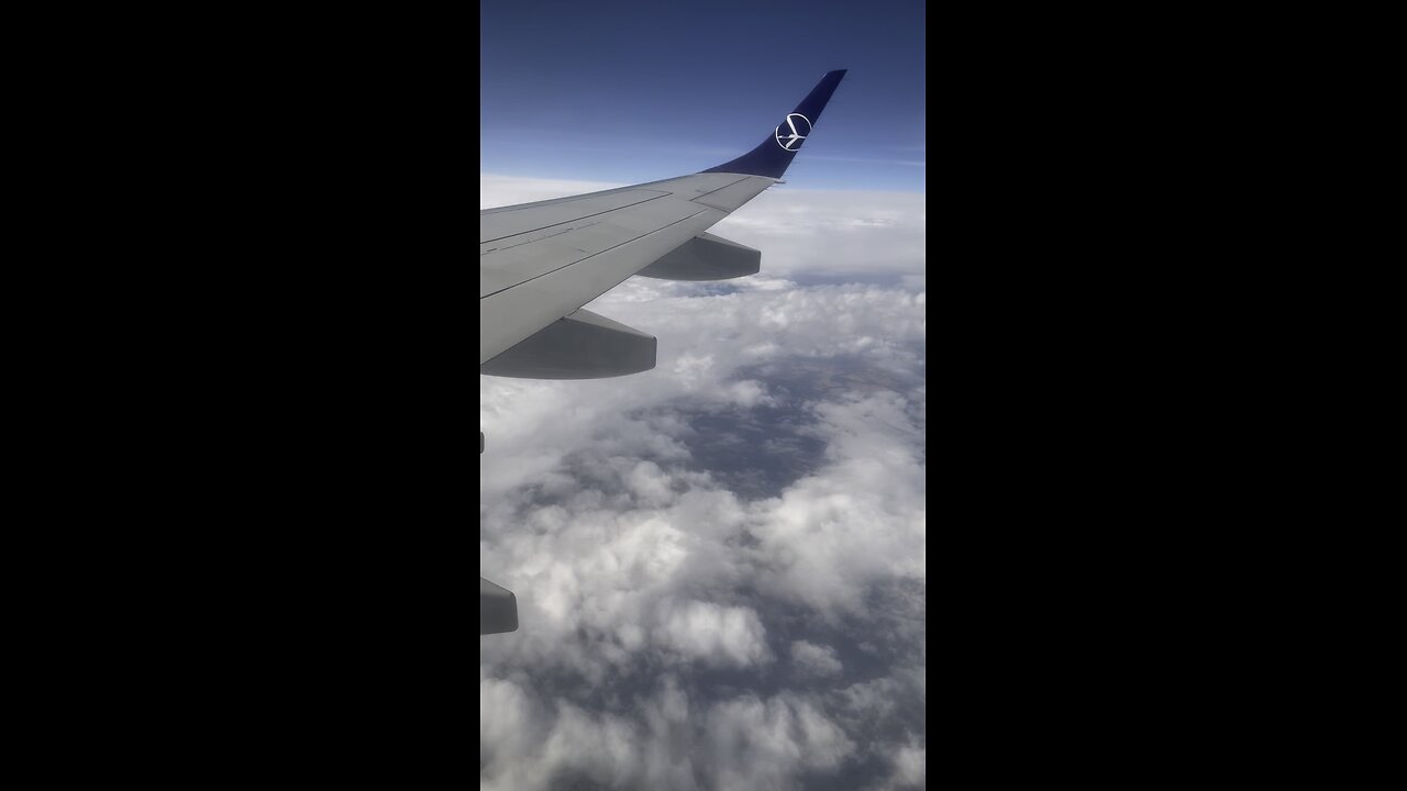 Majestic Plane Flight Over Germany: Gliding Through Dense Clouds!