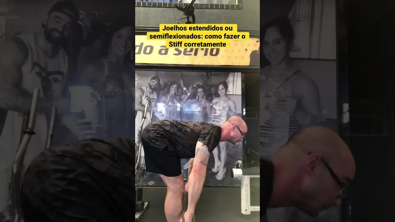 Como fazer o Stiff corretamente: com joelhos estendidos ou semiflexionados? #shorts