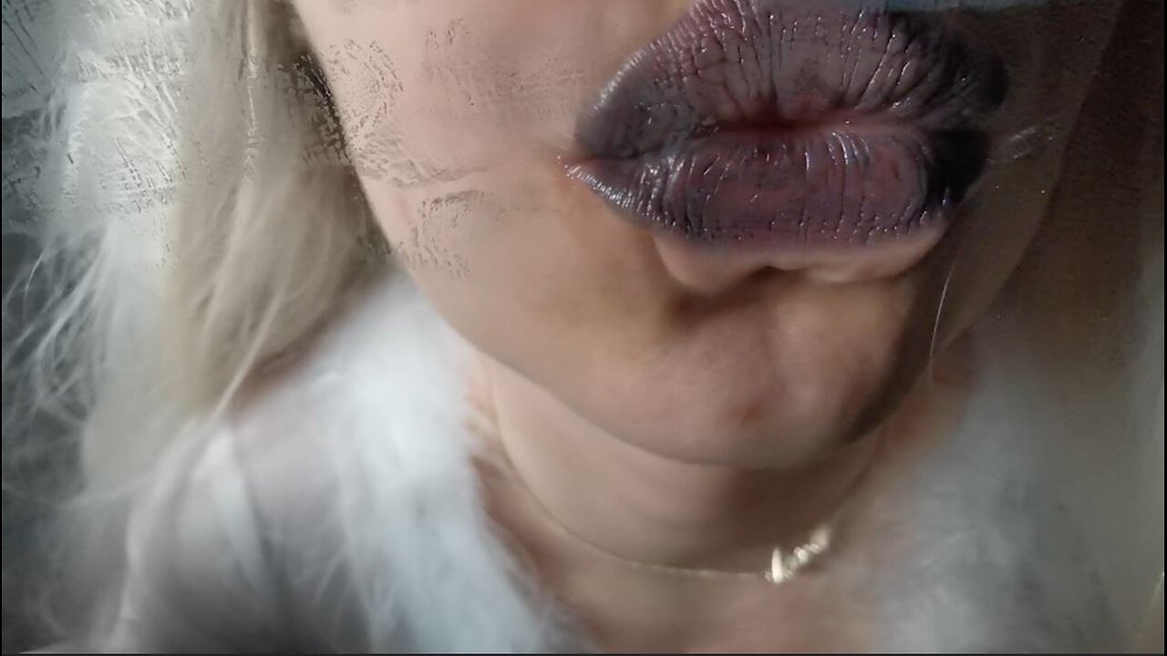 asmr screen kissing with grey lipstick