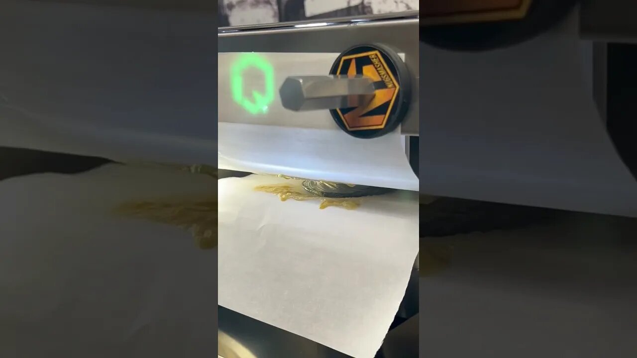 Be sure to chat at NugSmasher.com to hear about our daily deals! Rosin Made Simple®